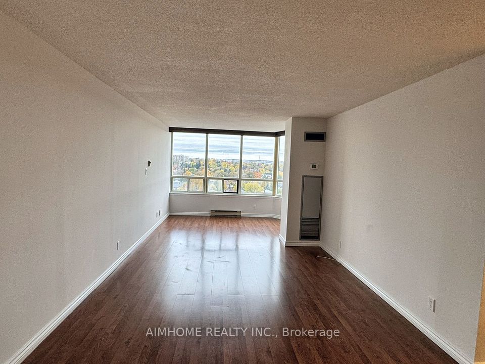32 Clarissa Drive 1428, Richmond Hill, ON L4C 9R7 11