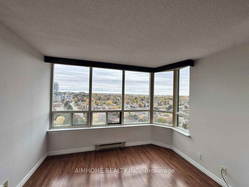 32 Clarissa Drive 1428, Richmond Hill, ON L4C 9R7 12