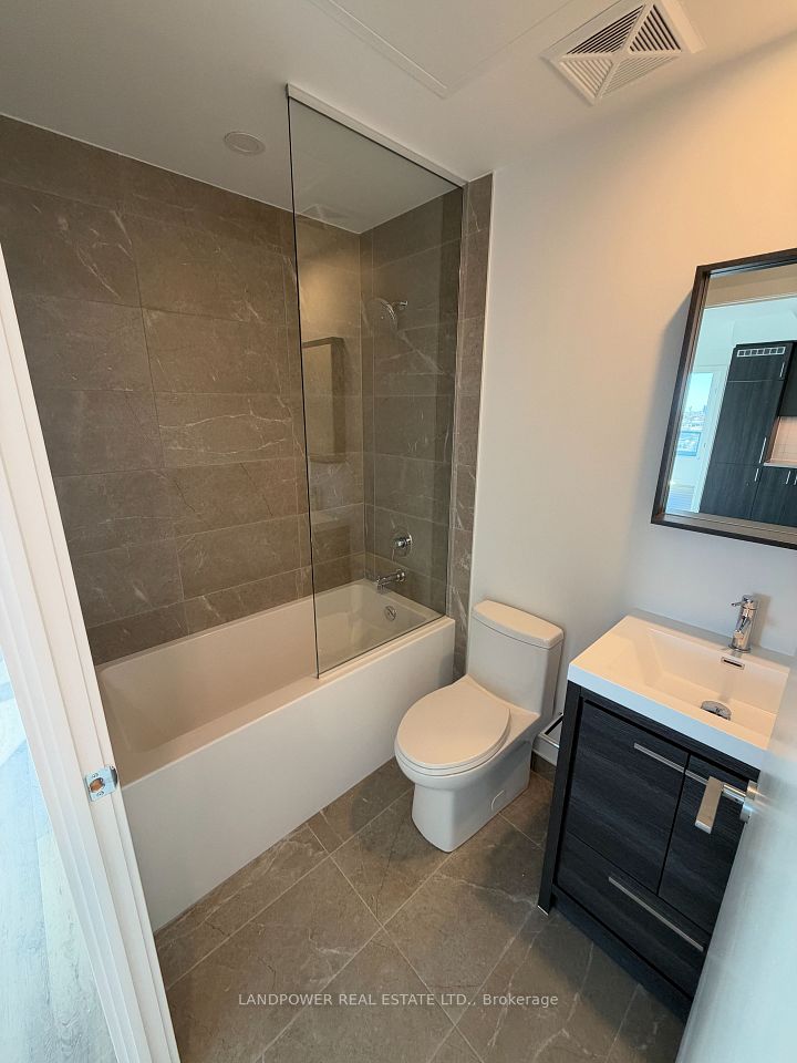 21 Meadowdale Road 1011, Vaughan, ON L4K 0H6 14