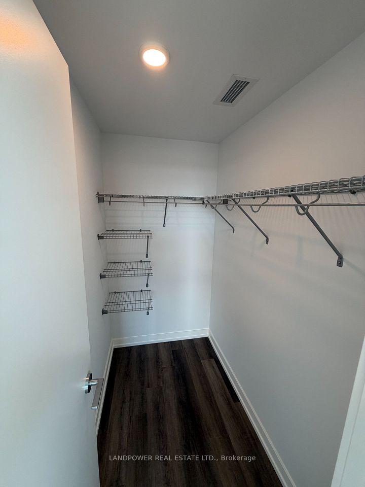 21 Meadowdale Road 1011, Vaughan, ON L4K 0H6 11