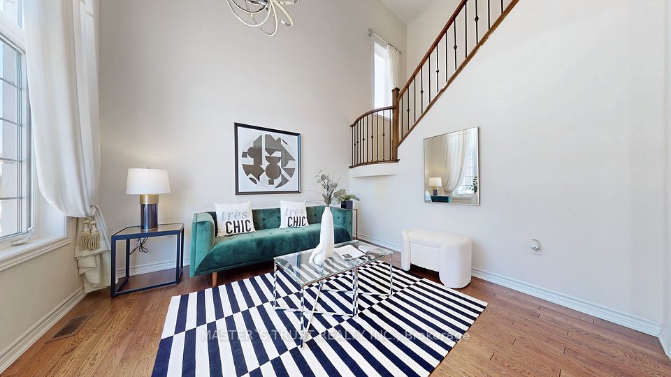 68 Alf Neely Way, Newmarket, ON L3Y 0C6 5