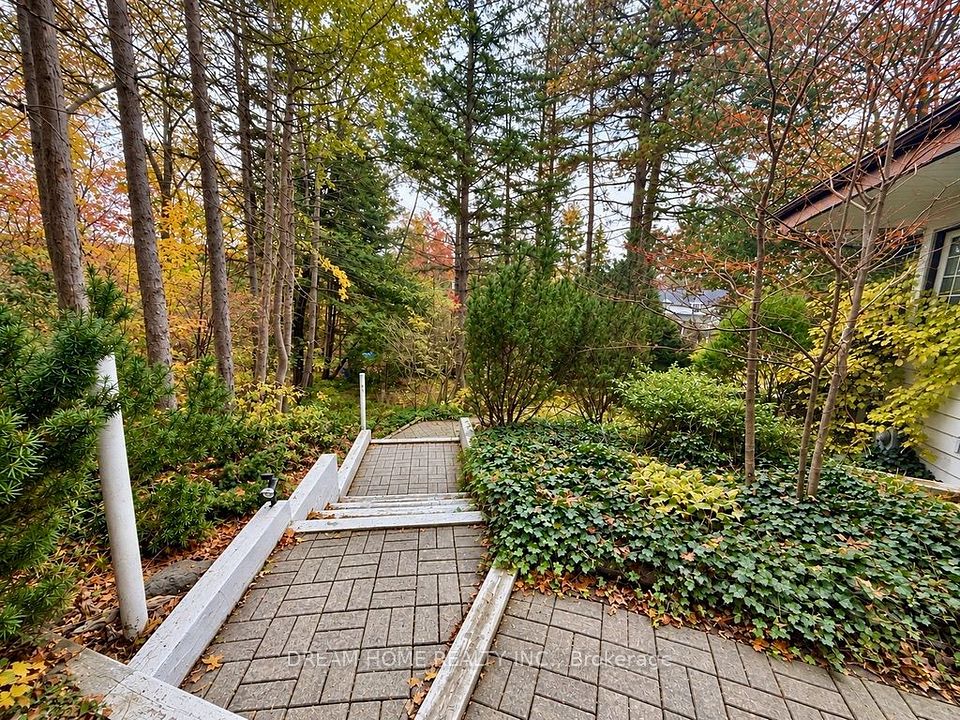32 Davidson Drive, Vaughan, ON L4L 1M1 3