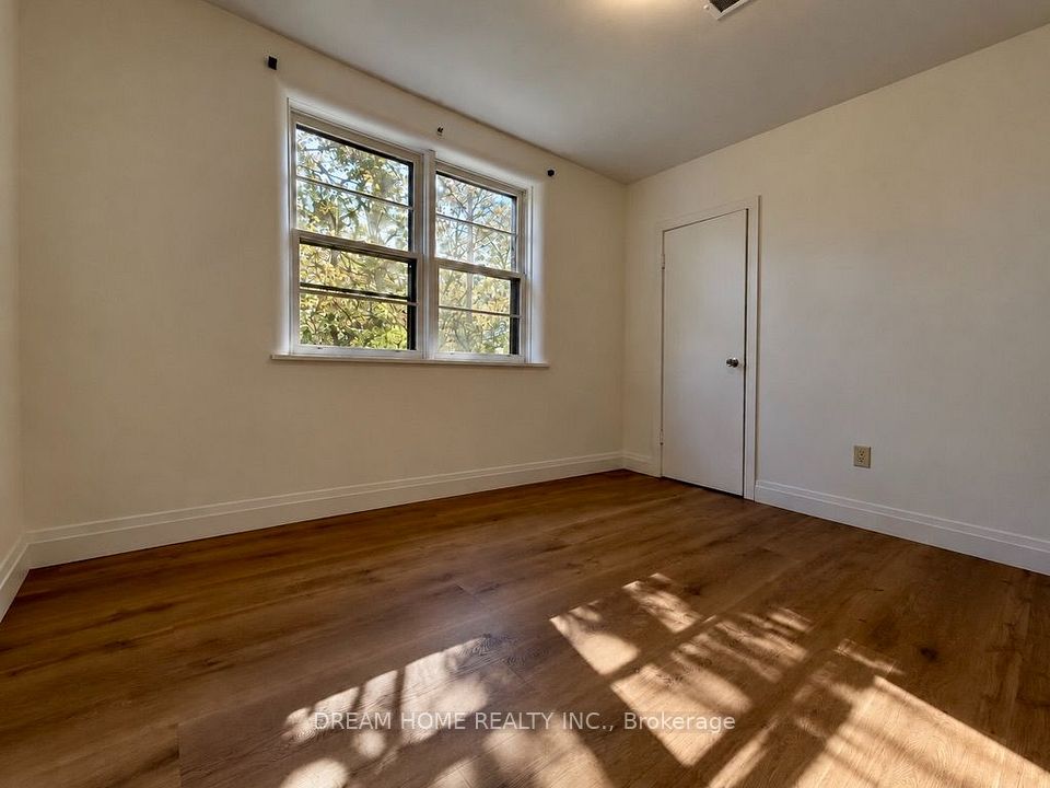 32 Davidson Drive, Vaughan, ON L4L 1M1 17