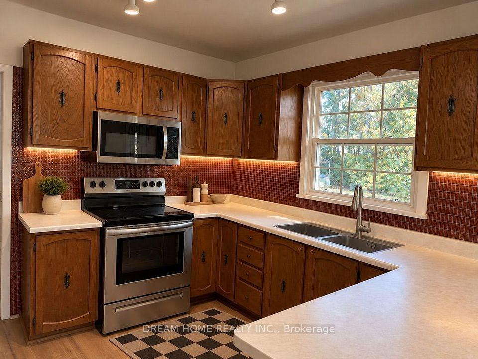 32 Davidson Drive, Vaughan, ON L4L 1M1 14