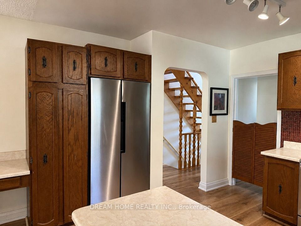 32 Davidson Drive, Vaughan, ON L4L 1M1 11