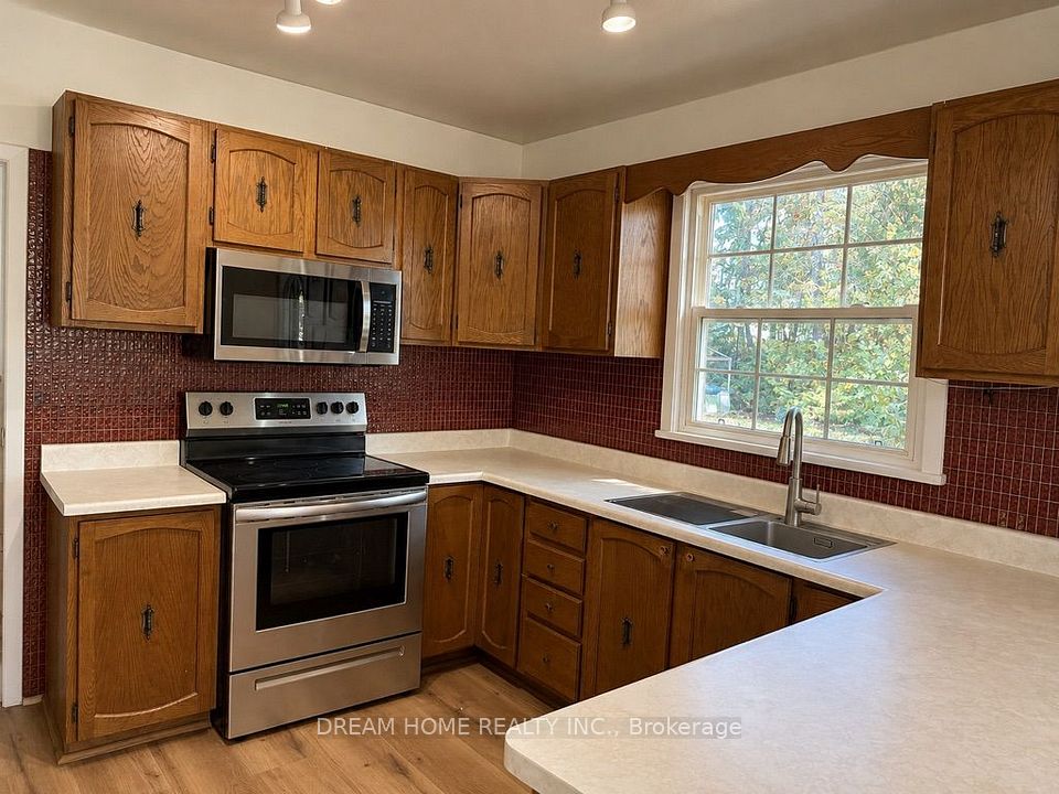 32 Davidson Drive, Vaughan, ON L4L 1M1 13