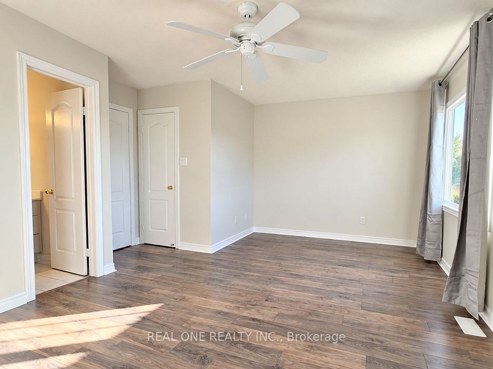 72 Milloy Place, Aurora, ON L4G 7L3 6