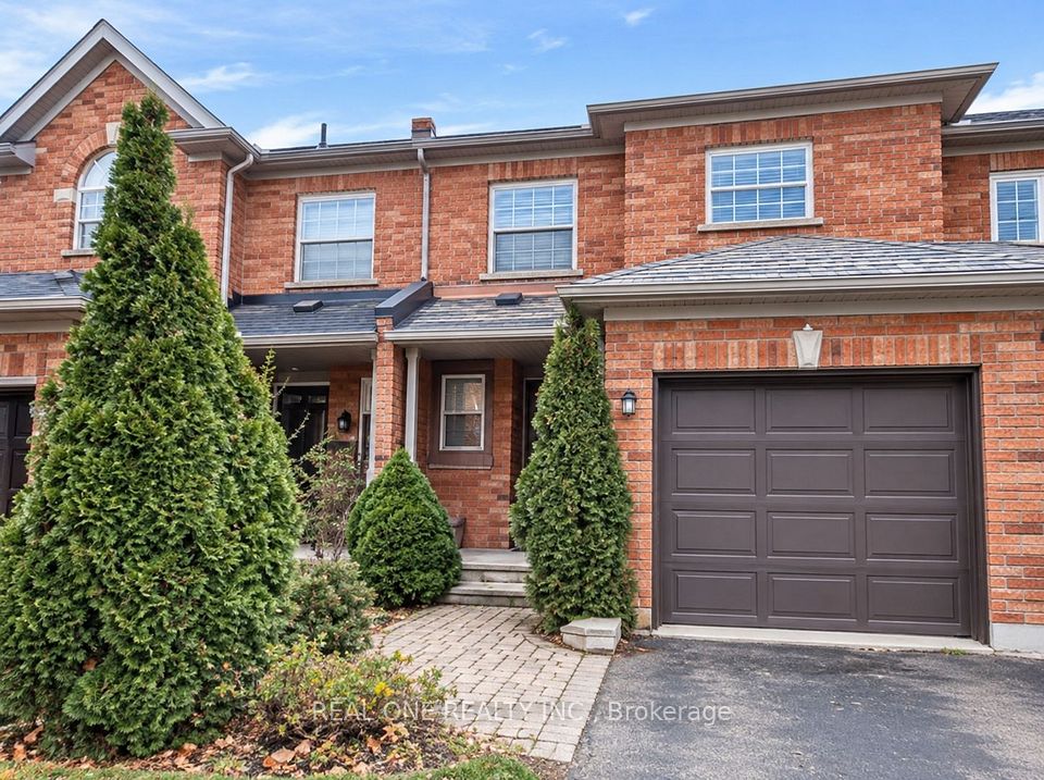 Att/Row/Townhouse at 72 Milloy Place, Aurora, ON L4G 7L3