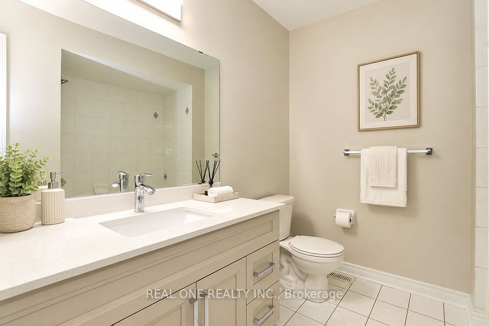 72 Milloy Place, Aurora, ON L4G 7L3 8