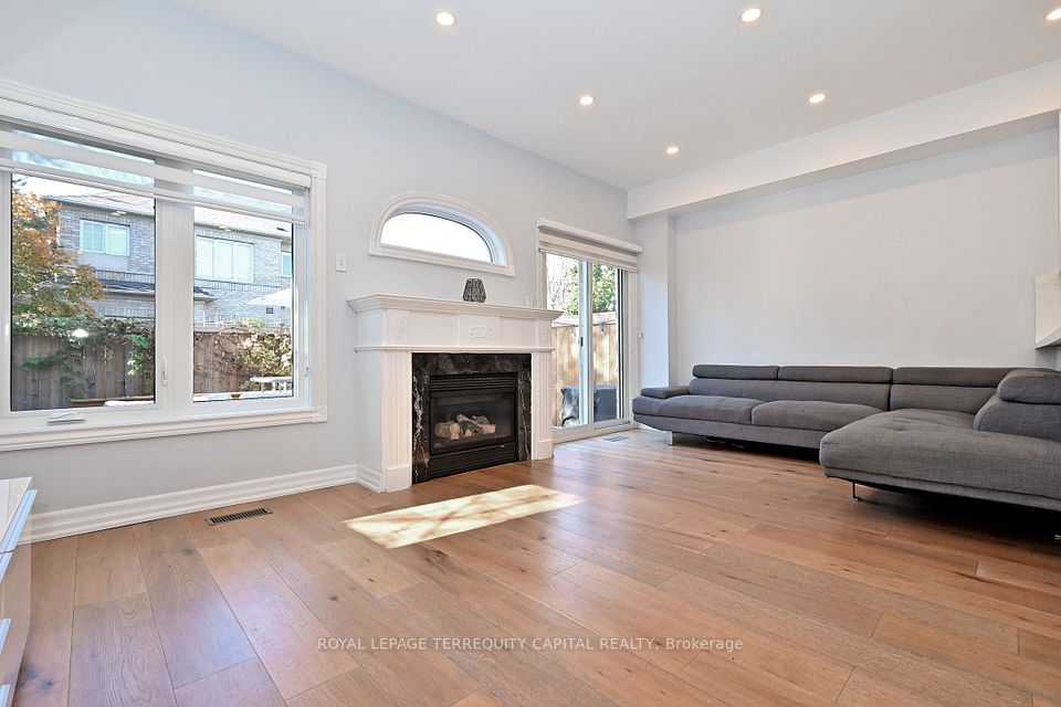 53 Lander Crescent, Vaughan, ON L4J 8V2 15
