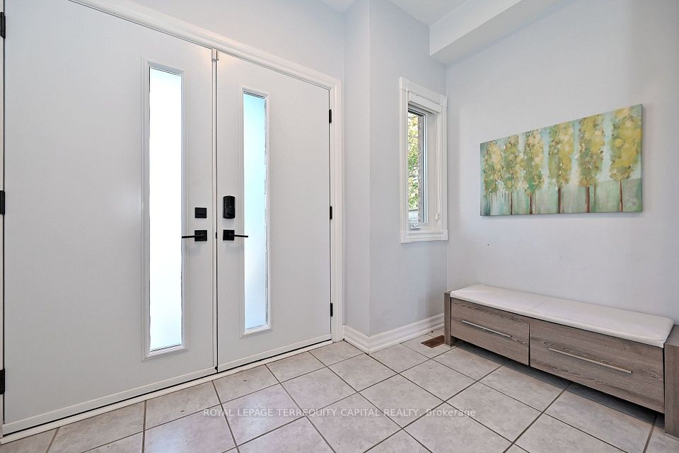 53 Lander Crescent, Vaughan, ON L4J 8V2 8