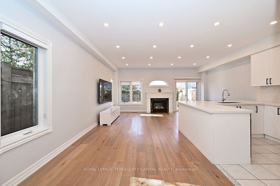 53 Lander Crescent, Vaughan, ON L4J 8V2 13