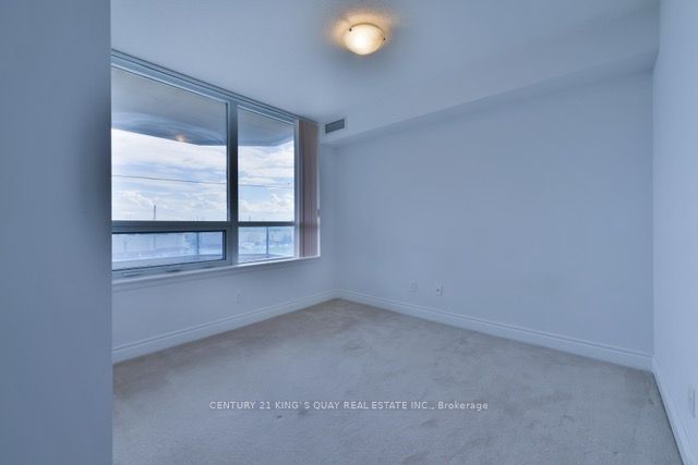 23 Cox Boulevard 572, Markham, ON L3R 7Z9 7