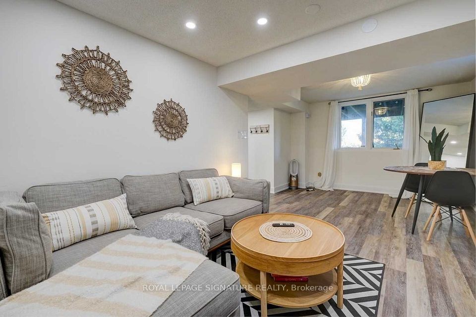 84 Whitburn Crescent Bsmt, Vaughan, ON L6A 1M7 15