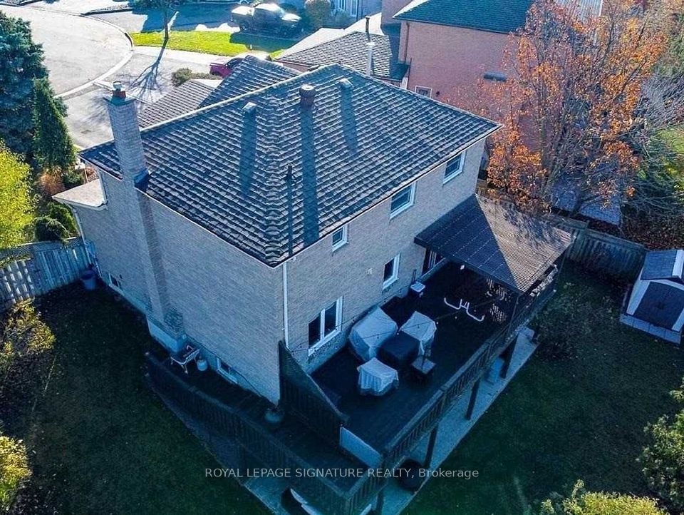 84 Whitburn Crescent Bsmt, Vaughan, ON L6A 1M7 2