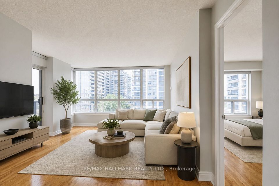 60 Disera Drive 307, Vaughan, ON L4J 9G1 10