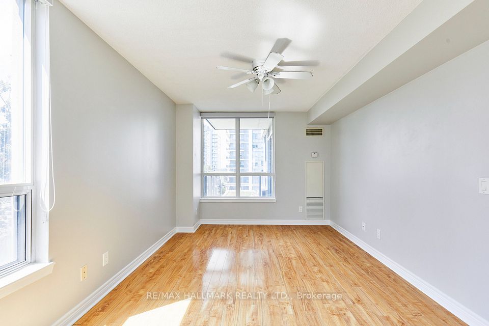 60 Disera Drive 307, Vaughan, ON L4J 9G1 24