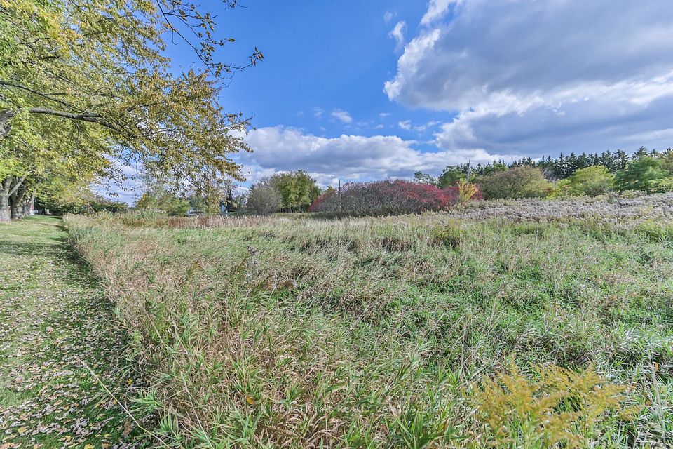 12689 Leslie Street, Richmond Hill, ON L4E 1A2 10