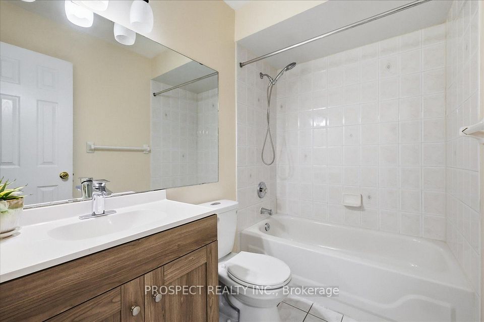 218 Sylwood Crescent, Vaughan, ON L6A 2P9 16