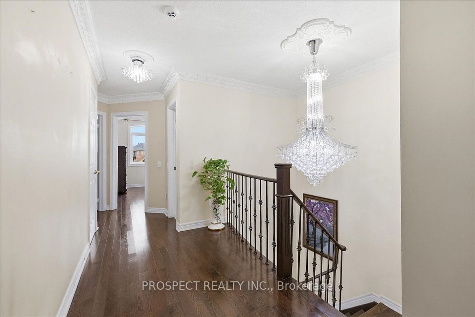 218 Sylwood Crescent, Vaughan, ON L6A 2P9 11
