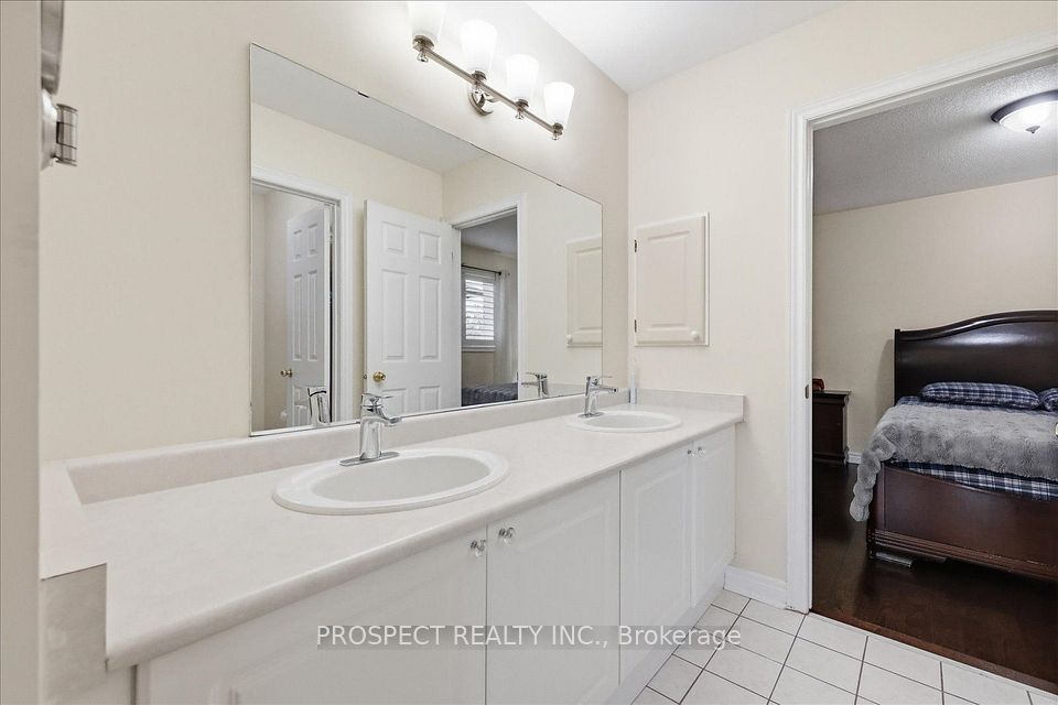 218 Sylwood Crescent, Vaughan, ON L6A 2P9 18
