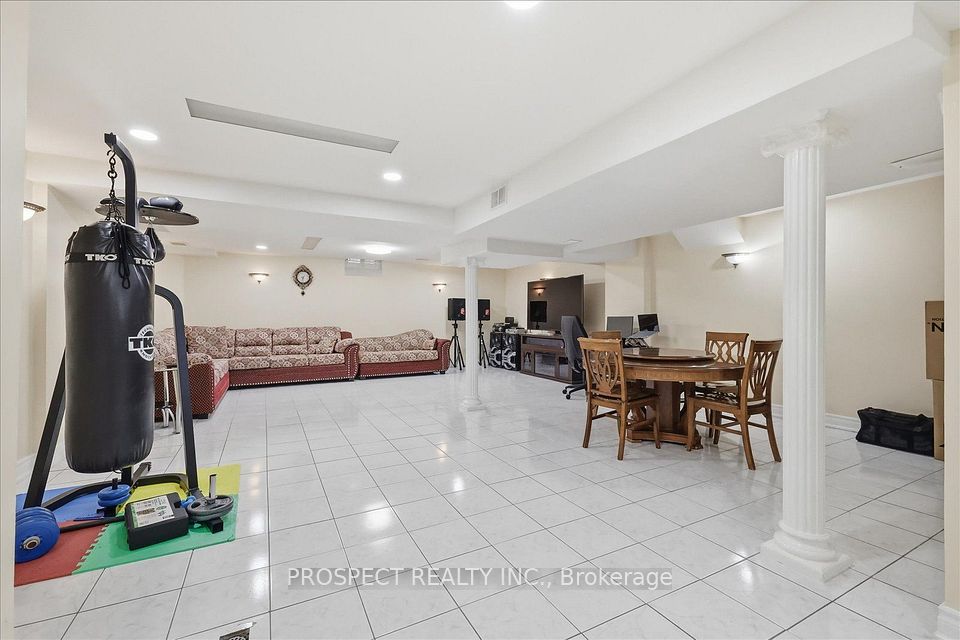 218 Sylwood Crescent, Vaughan, ON L6A 2P9 20