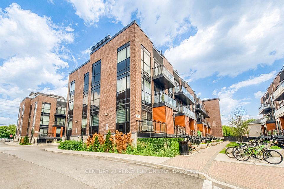 5289 Highway 7 D-803, Vaughan, ON L4L 0J1 2
