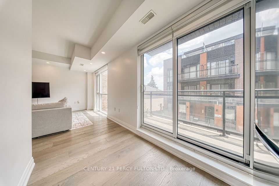 5289 Highway 7 D-803, Vaughan, ON L4L 0J1 15