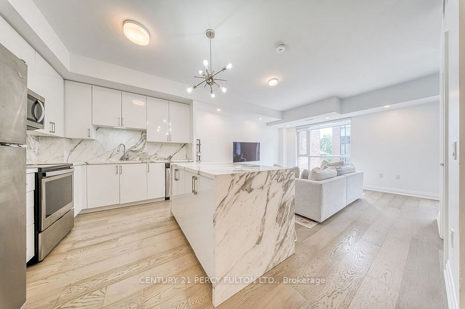 5289 Highway 7 D-803, Vaughan, ON L4L 0J1 5