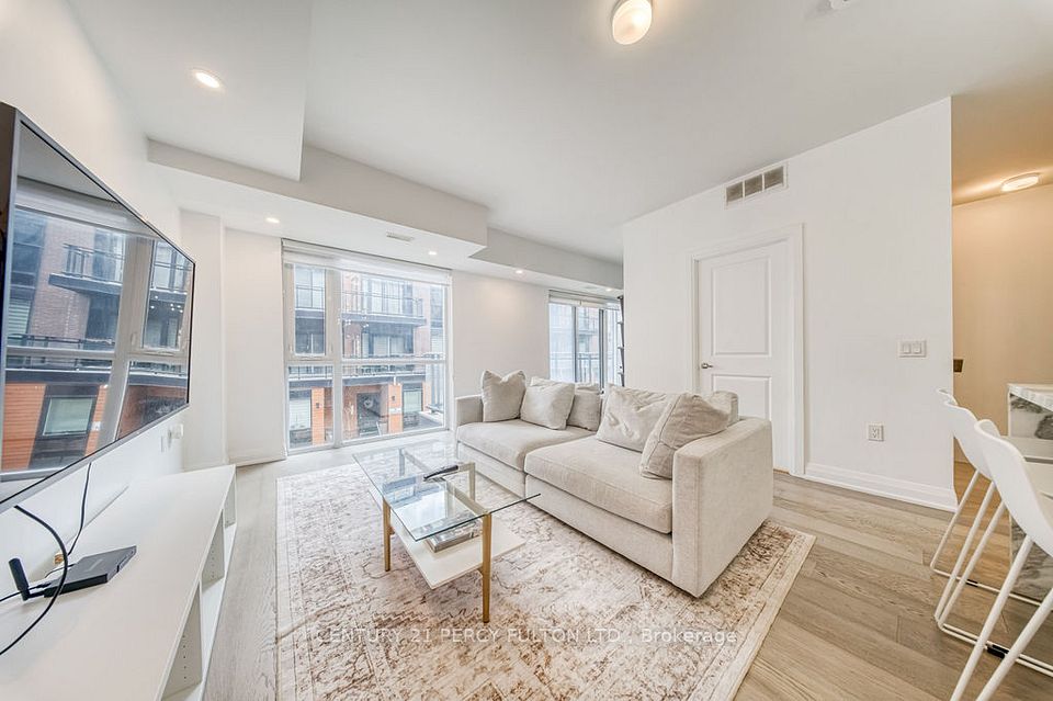 5289 Highway 7 D-803, Vaughan, ON L4L 0J1 10
