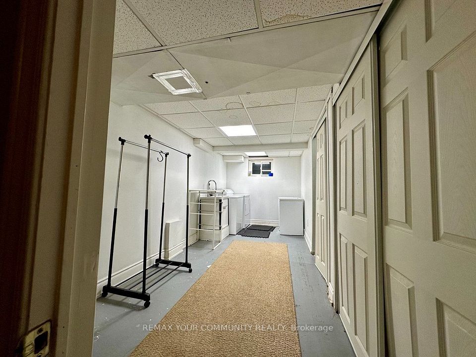 71 Royal Orchard Boulevard Basement, Markham, ON L3T 3C7 17