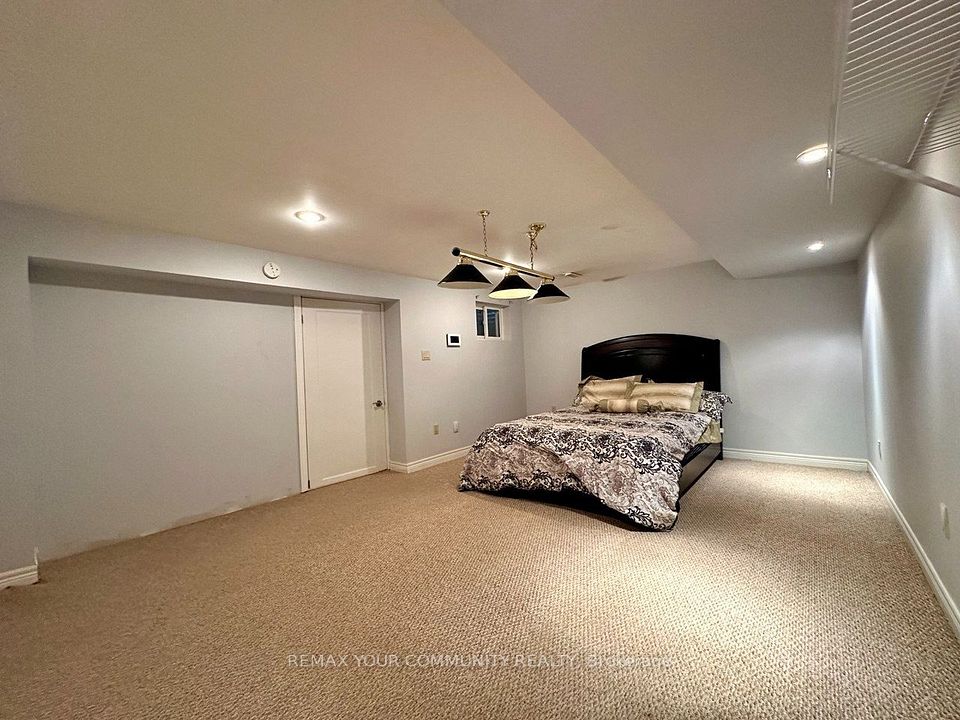71 Royal Orchard Boulevard Basement, Markham, ON L3T 3C7 8