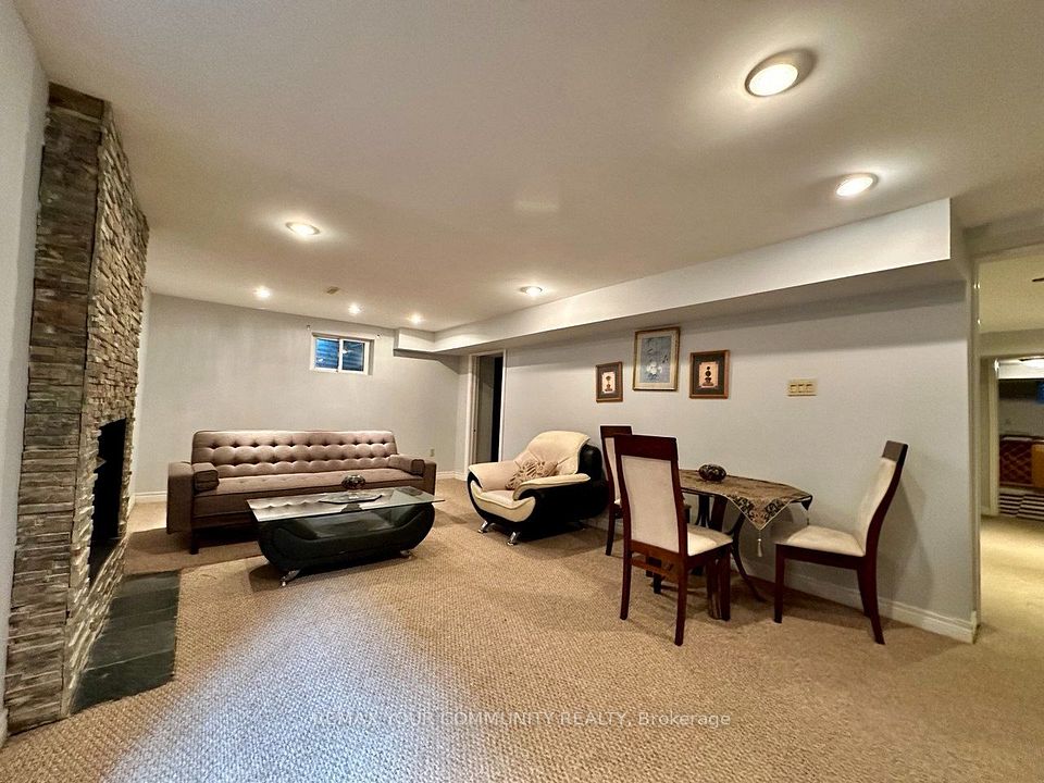 71 Royal Orchard Boulevard Basement, Markham, ON L3T 3C7 5
