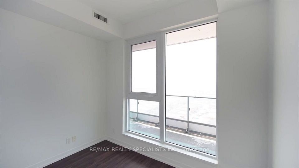 950 PORTAGE Parkway 3001, Vaughan, ON L4K 0J7 20