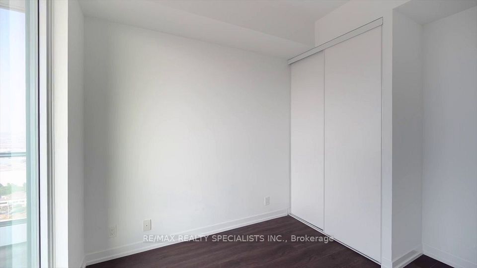 950 PORTAGE Parkway 3001, Vaughan, ON L4K 0J7 18