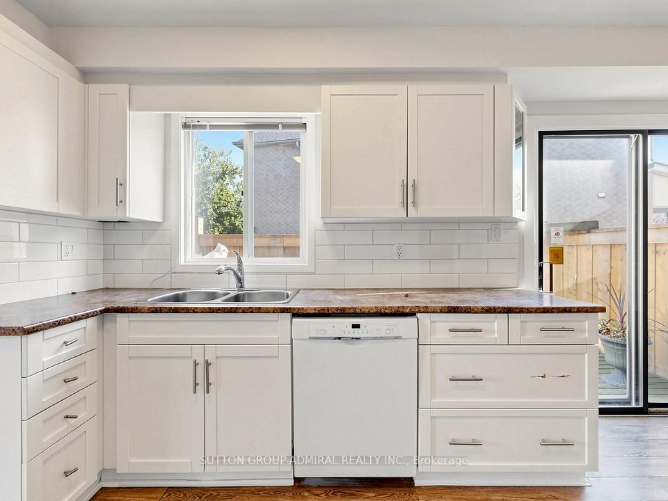 10 Kilkenny Place, Richmond Hill, ON L4C 5S2 18