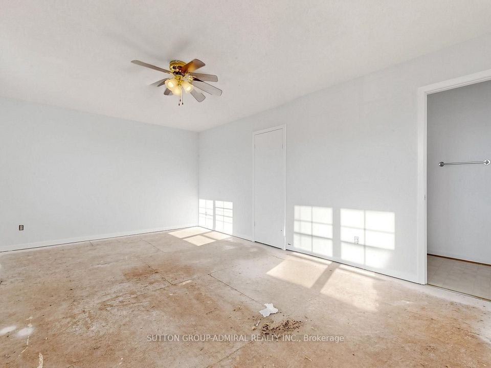 10 Kilkenny Place, Richmond Hill, ON L4C 5S2 24