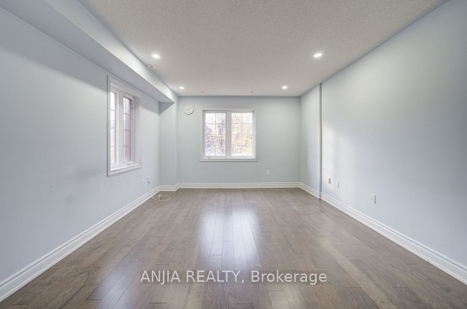 2434 Bur Oak Avenue, Markham, ON L6B 1J8 21