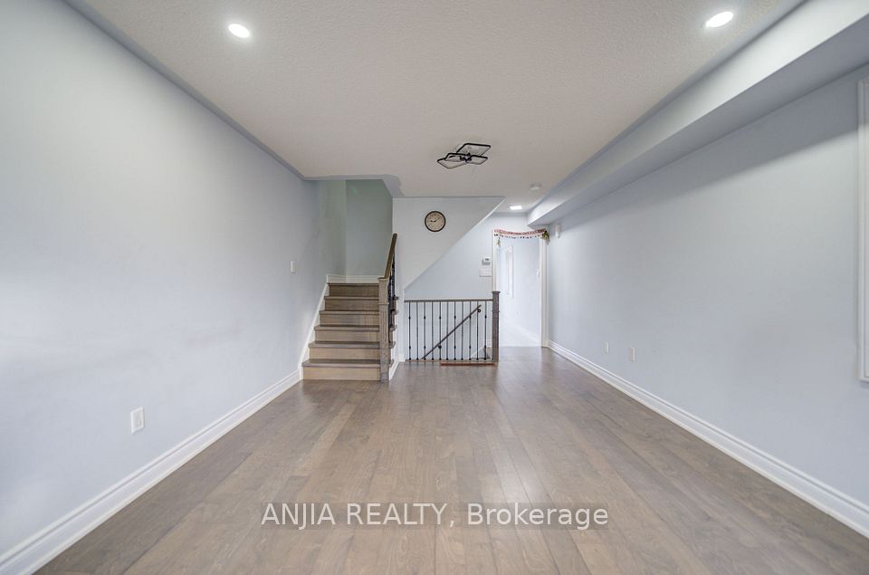 2434 Bur Oak Avenue, Markham, ON L6B 1J8 23