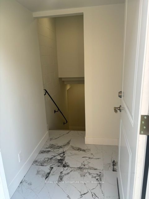 5 Spring Town Road, Vaughan, ON L4L 8G2 17
