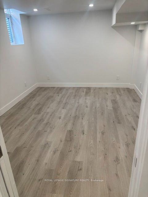 5 Spring Town Road, Vaughan, ON L4L 8G2 16