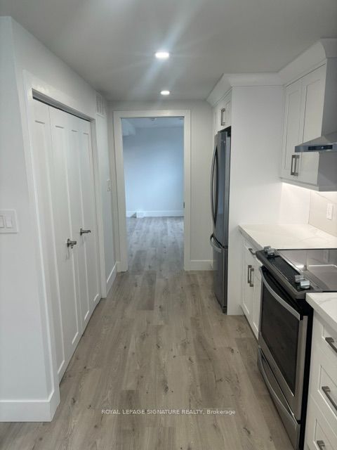 5 Spring Town Road, Vaughan, ON L4L 8G2 6
