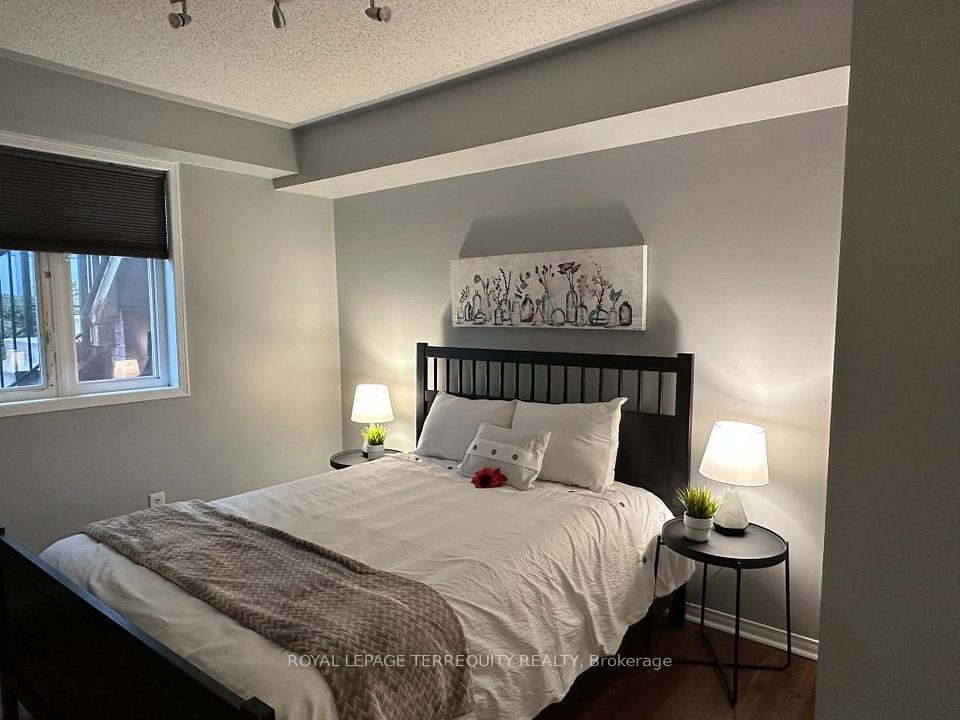 2265 Bur Oak Avenue 41, Markham, ON L6E 0B8 8