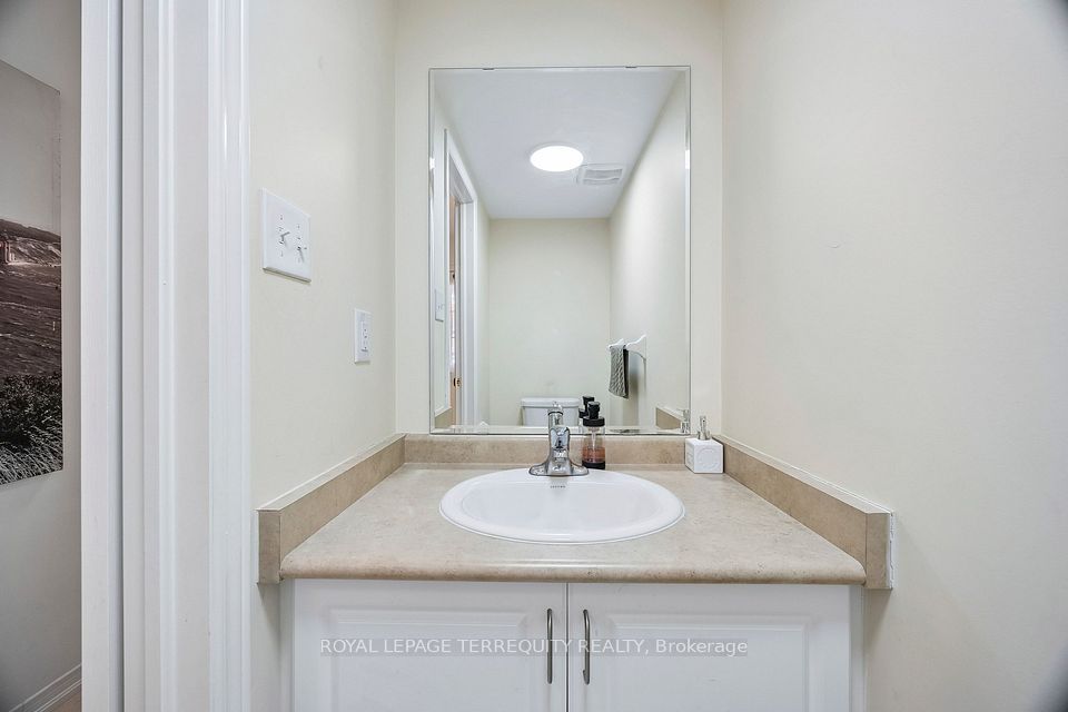 20 Eastern Skies Way, Markham, ON L6E 0N8 22