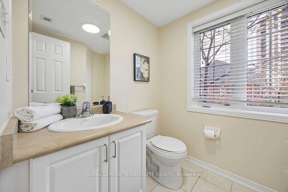 20 Eastern Skies Way, Markham, ON L6E 0N8 8