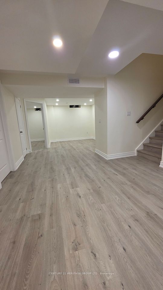 74 Gallant Place Bsmt, Vaughan, ON L4H 3W7 3