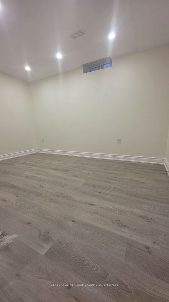 74 Gallant Place Bsmt, Vaughan, ON L4H 3W7 7