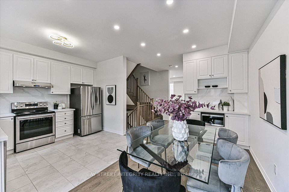 25 Chicago Lane, Markham, ON L6E 0V6 16