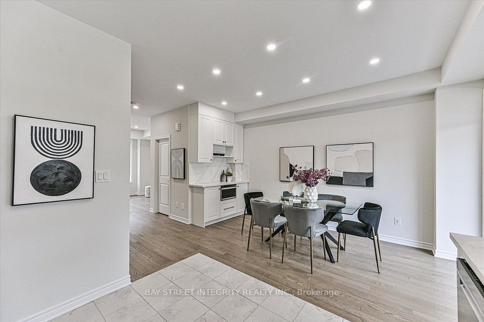 Att/Row/Townhouse at 25 Chicago Lane, Markham, ON L6E 0V6