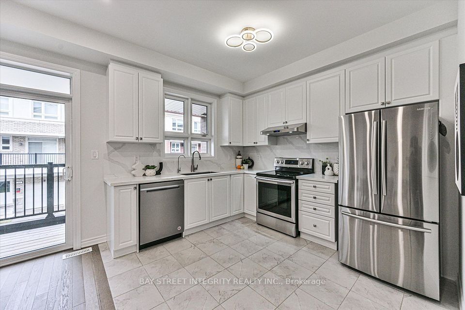 25 Chicago Lane, Markham, ON L6E 0V6 12